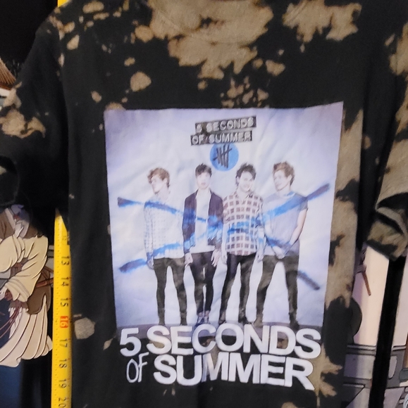 5 Seconds of Summer Band Tee - Picture 2 of 6